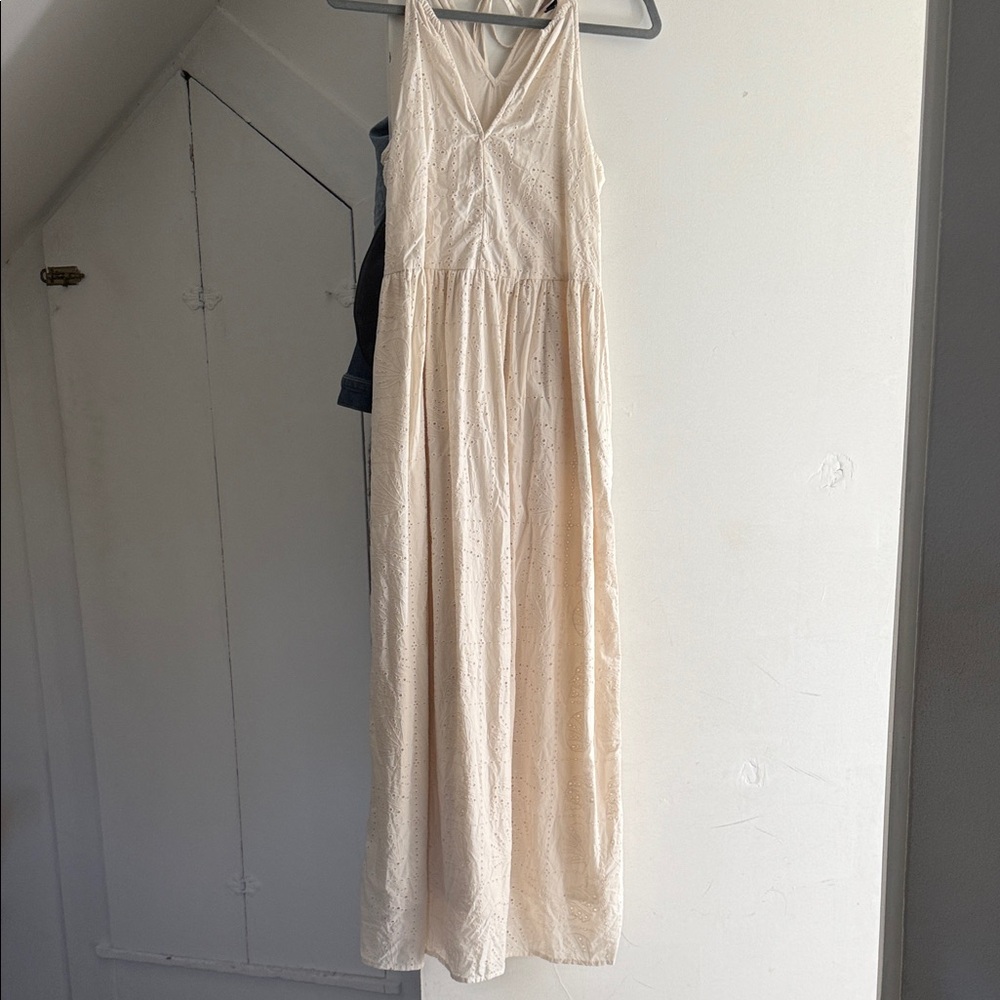 Women’s maxi Eyelet A-line dress size small